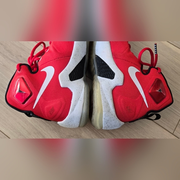 Nike LeBron 13 PS "Away" red sneakers - Picture 11 of 13